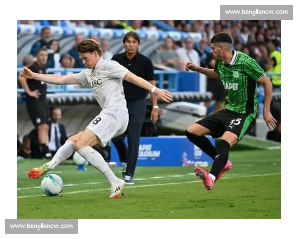 高清足球直播PC版免费在线观看畅享全球赛事精彩瞬间 - 副本 (50) - 副本 - 副本 - 副本 - 副本